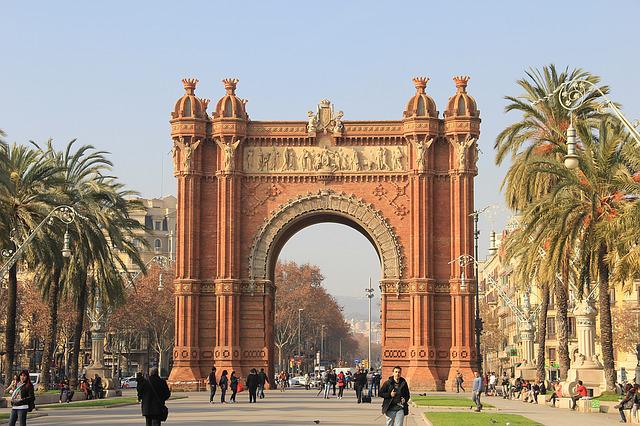 spain-barcelona-arc-de-triomphe-1276209