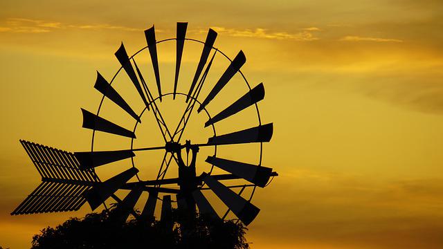 windmill-palma-de-mallorca-4576942