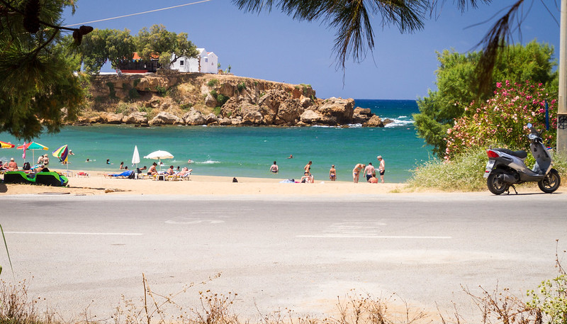 Iguana Beach in Agii Apostoli