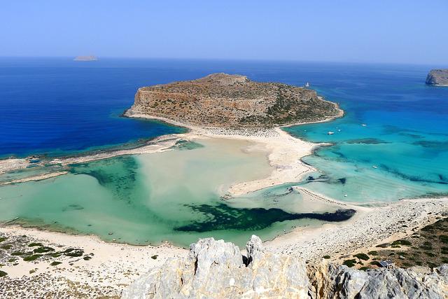 beach-bay-beautiful-beaches-crete-1540362