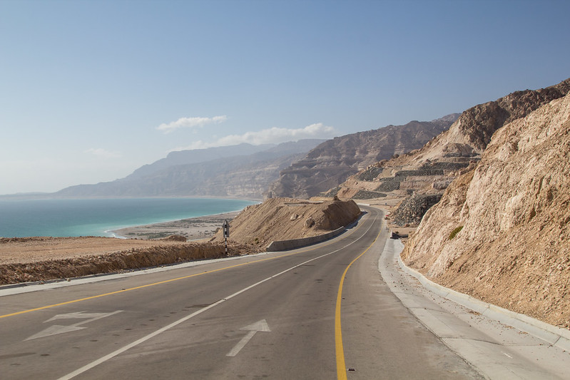 Highway towards the Dhofar mountains in the Oman